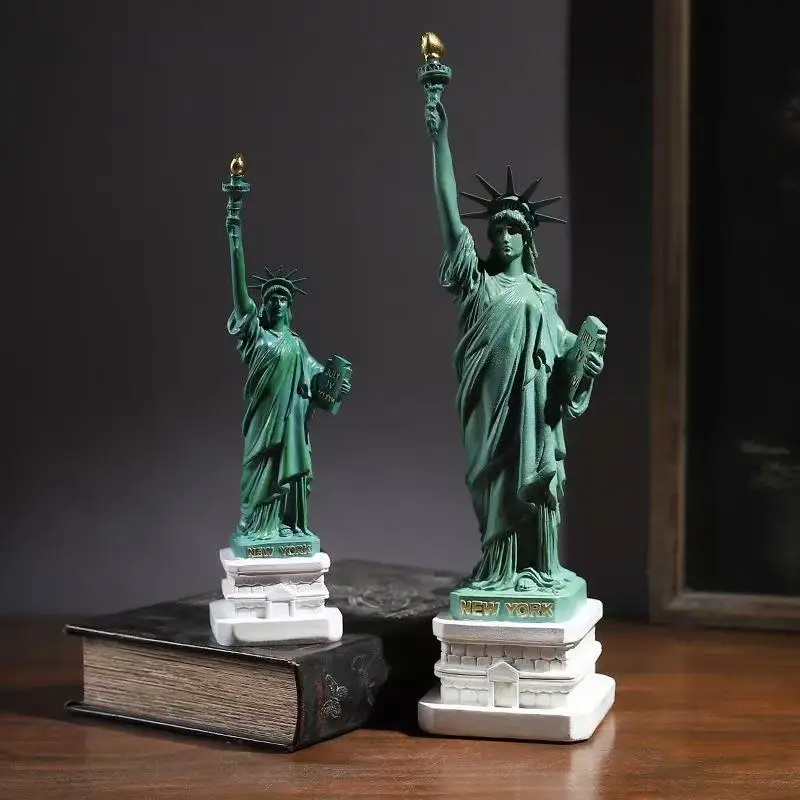 Statue of Liberty Model Desk A - Travel Accessories New York 评论和价格