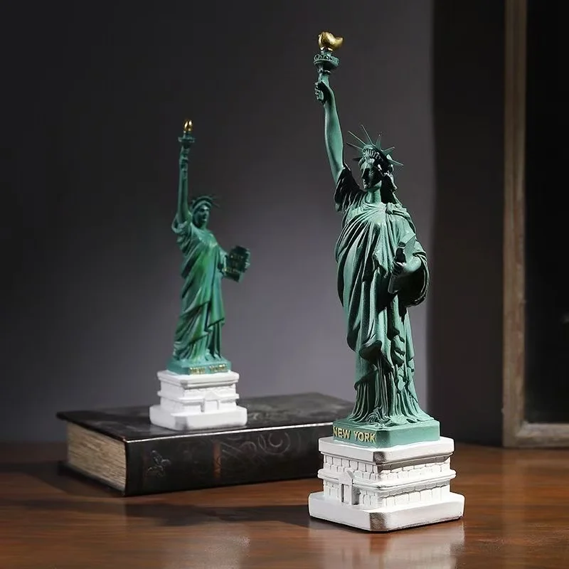 Statue of Liberty Model Desk A - Travel Accessories New York 评论和价格