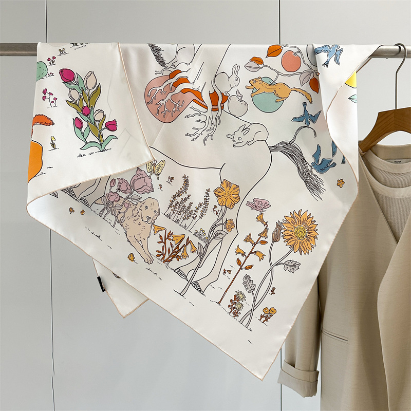 AB Faced Print Silk Scarf 18MM - Travel Accessories Designer 评论和价格